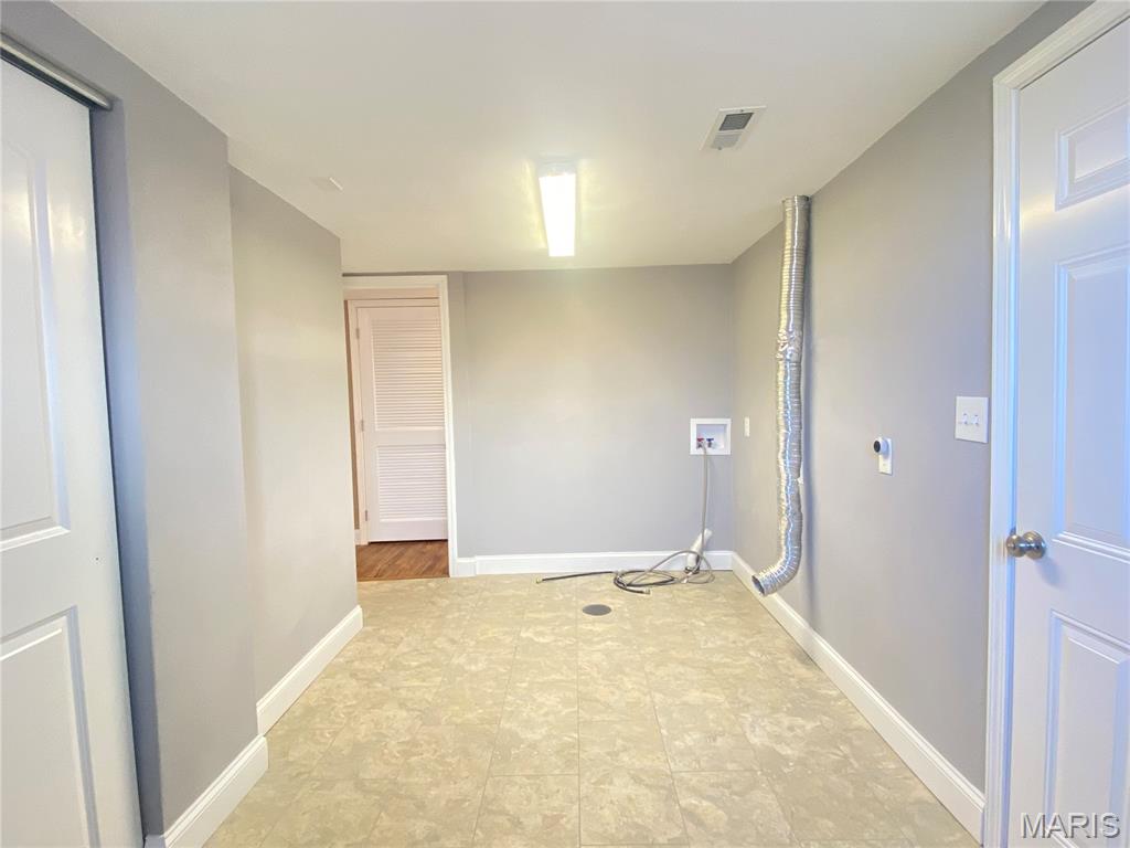 604 North Smiley Street O'Fallon, IL 62269 - Photo 31 of 34