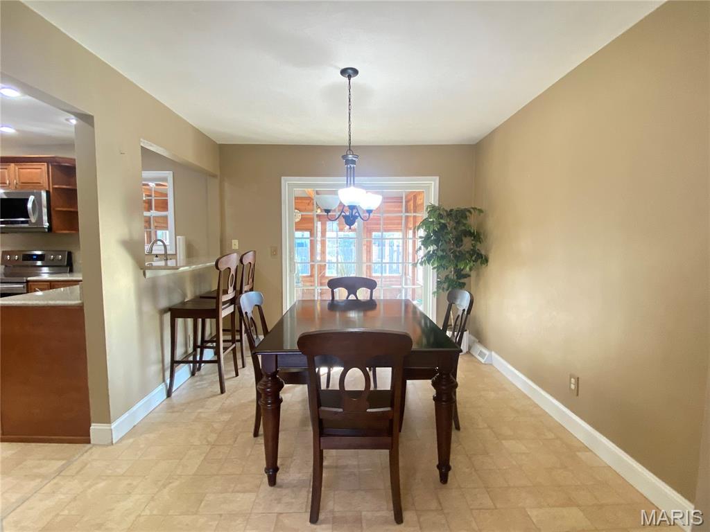 604 North Smiley Street O'Fallon, IL 62269 - Photo 10 of 34