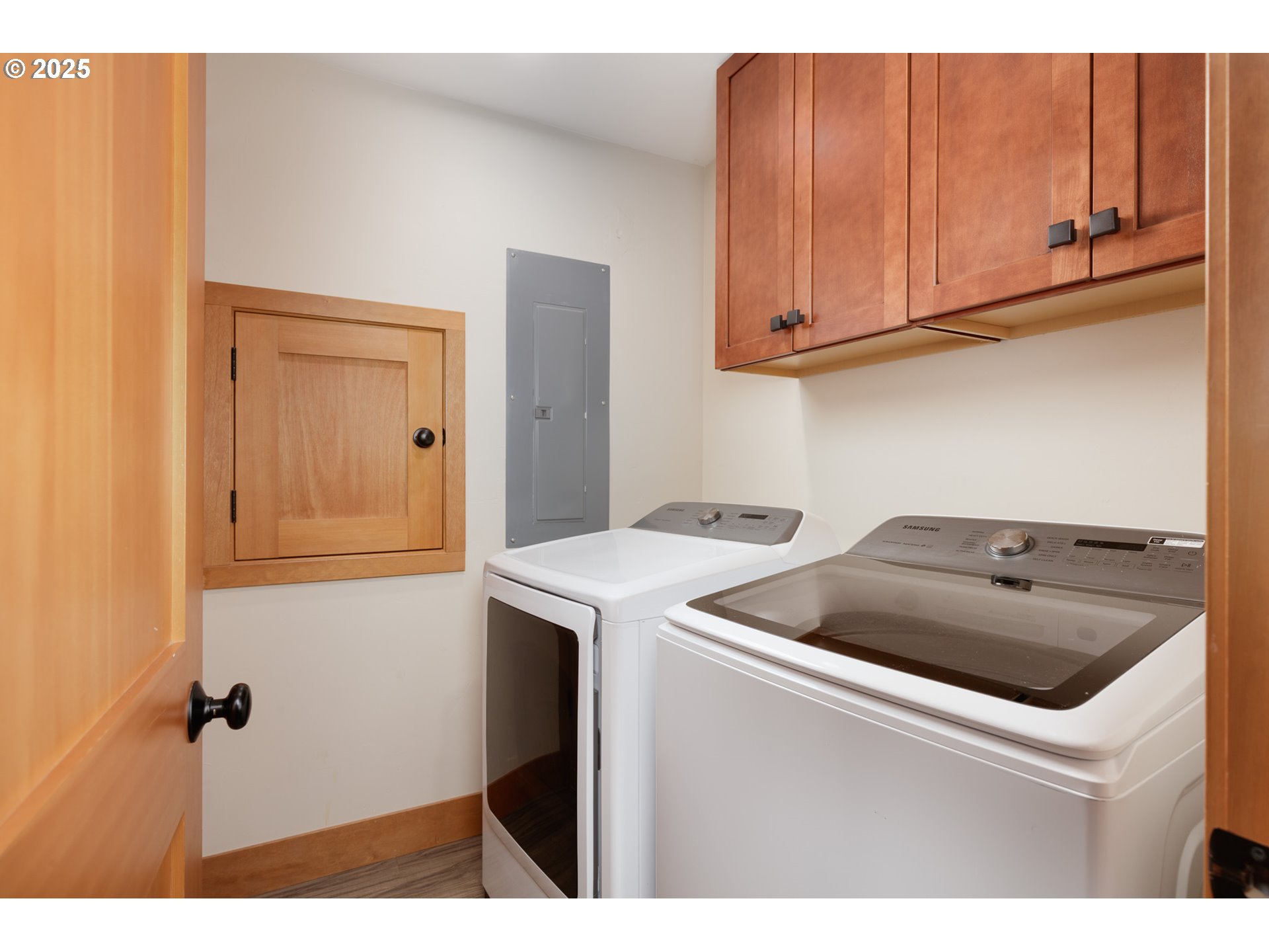 1120 Rodeo Drive White Salmon, WA 98672 - Photo 21 of 32 Laundry