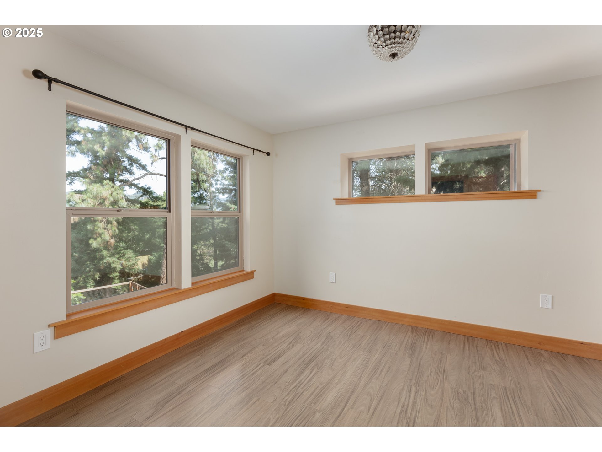 1120 Rodeo Drive White Salmon, WA 98672 - Photo 22 of 32 Bedroom