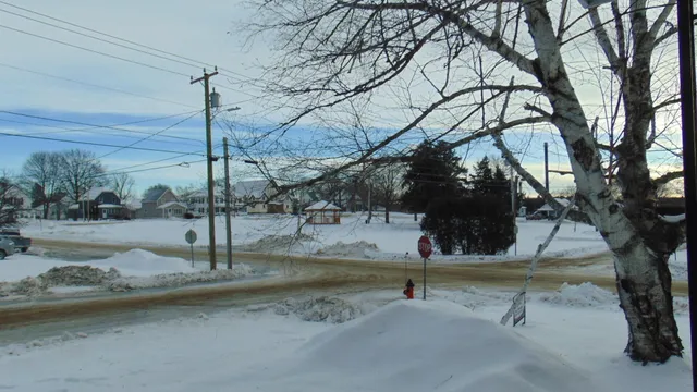 $52,250 | 8 Beech Street, East Millinocket, ME 04430