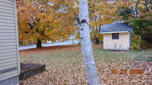 $55,000 | 8 Beech Street, East Millinocket, ME 04430