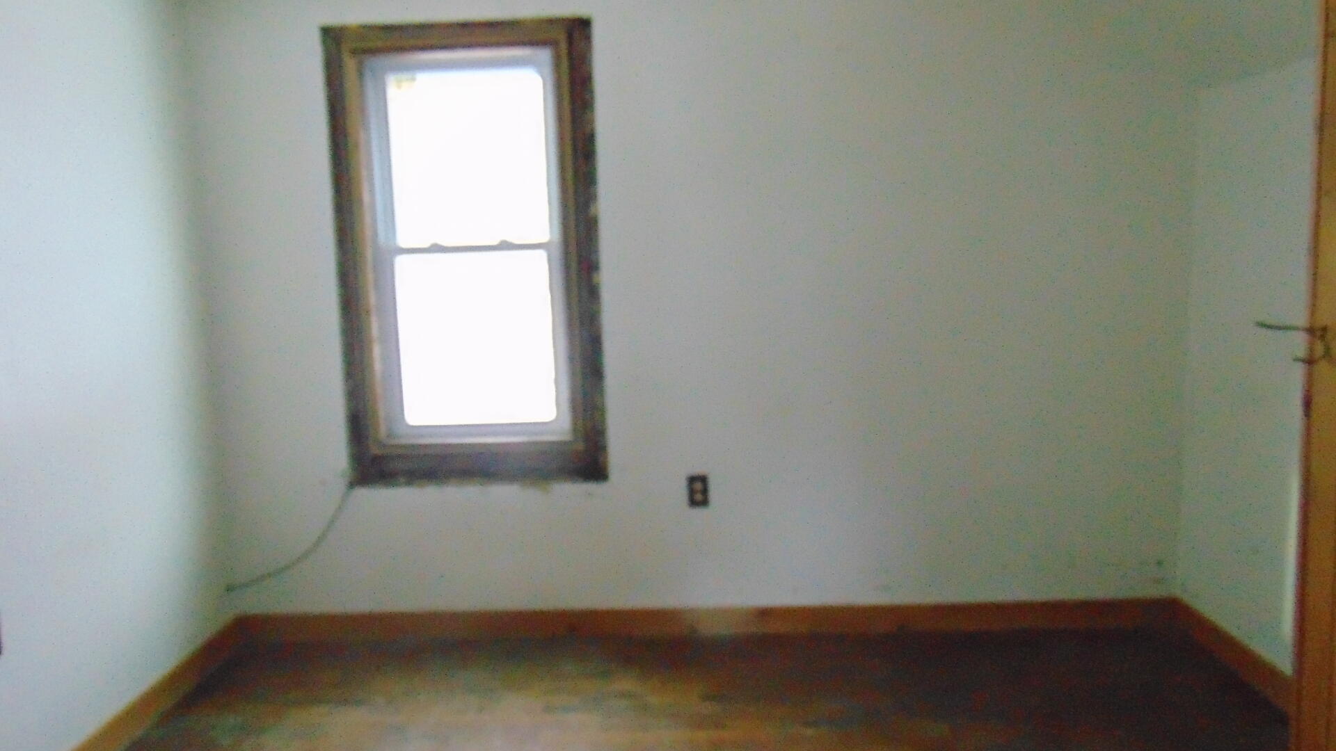 8 Beech Street East Millinocket, ME 04430 - Photo 8 of 13 DSC01899