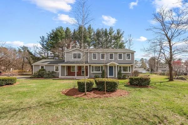 $599,900 | 9 Metacomet Road, Longmeadow, MA 01106