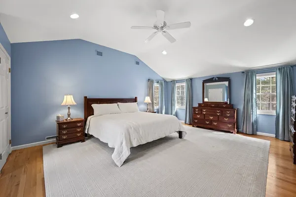 $599,900 | 9 Metacomet Road, Longmeadow, MA 01106