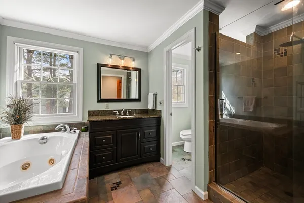 $599,900 | 9 Metacomet Road, Longmeadow, MA 01106