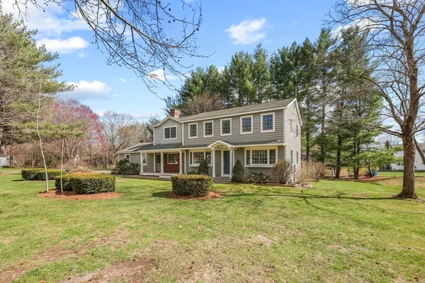 $599,900 | 9 Metacomet Road, Longmeadow, MA 01106