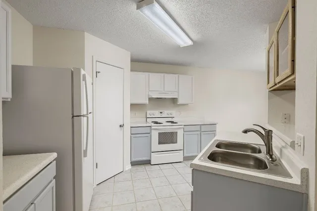 $295,000 | 2202 Clayton Way, Cedar Park, TX 78613