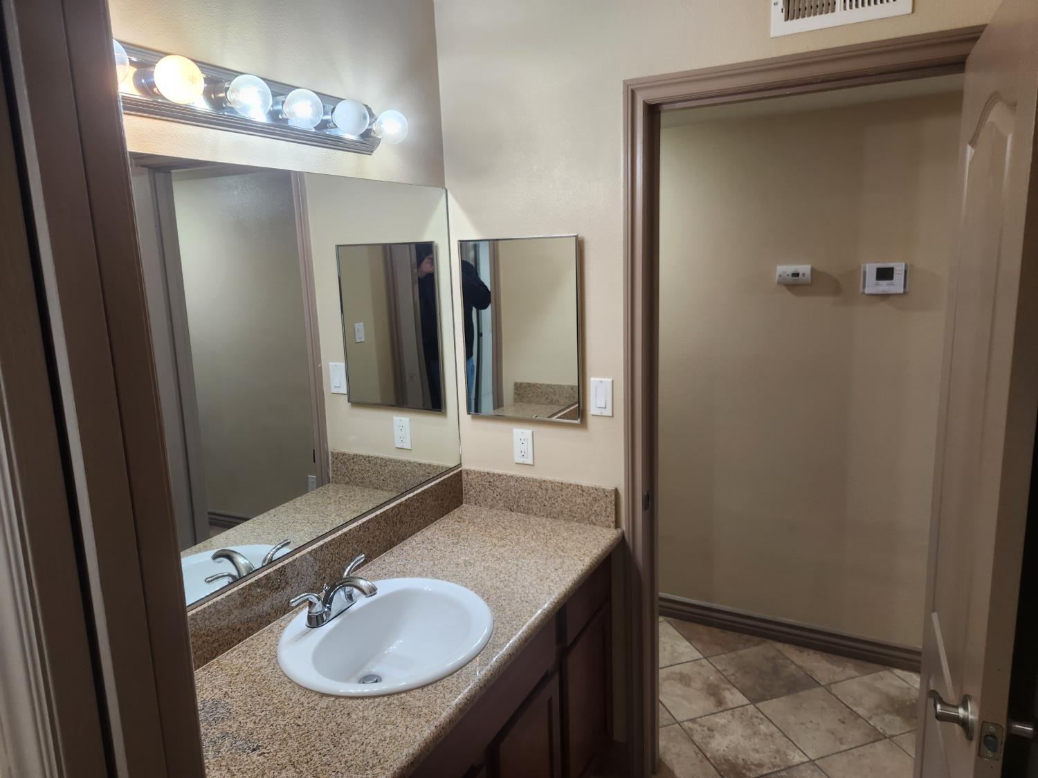 7675 North First Street, Unit 110 Fresno, CA 93720 - Photo 11 of 13