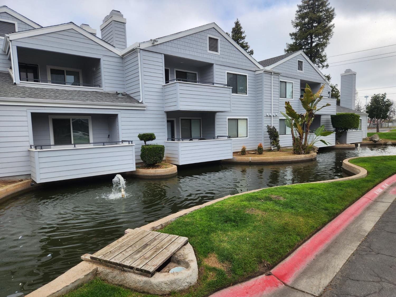 7675 North First Street, Unit 110 Fresno, CA 93720 - Photo 2 of 13