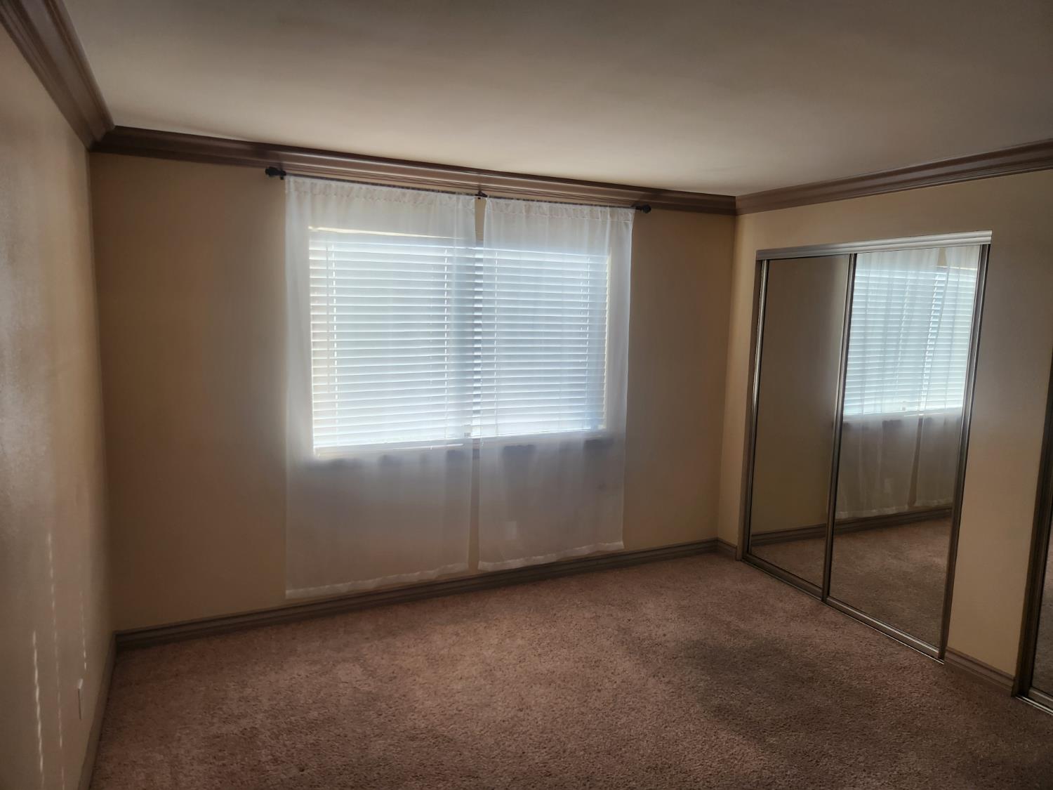 7675 North First Street, Unit 110 Fresno, CA 93720 - Photo 8 of 13