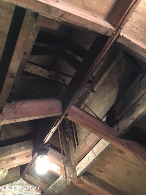 6811 Vincent Road Jeddo, MI 48032 - Photo 15 of 30 31297951-14.JPG
