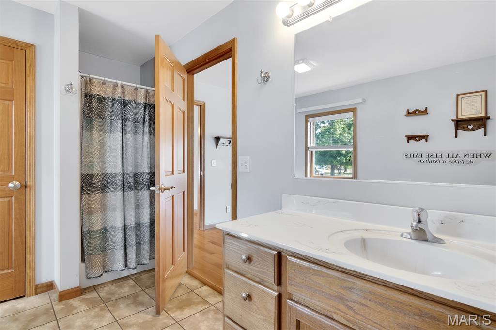 17485 Coles Creek Road Carlyle, IL 62231 - Photo 16 of 61