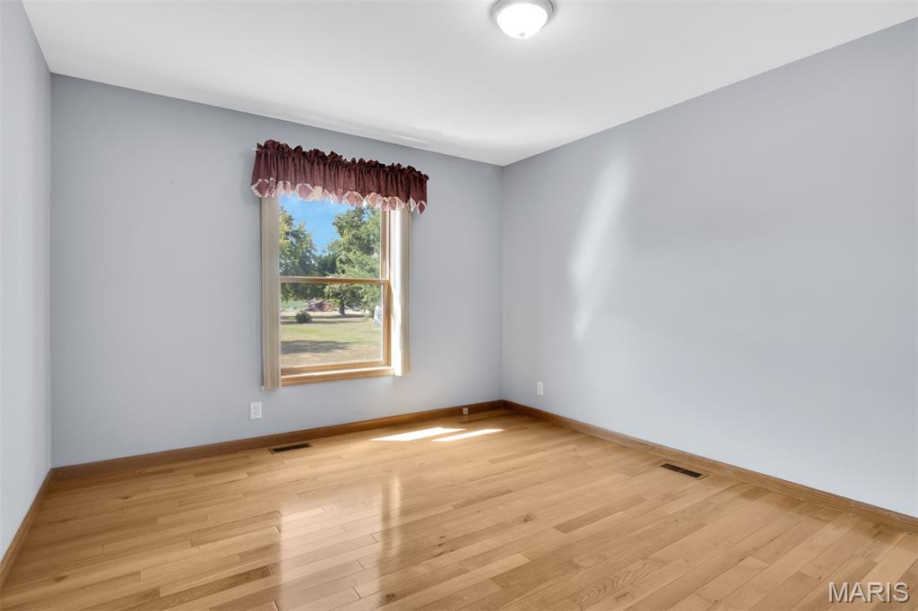 17485 Coles Creek Road Carlyle, IL 62231 - Photo 21 of 61