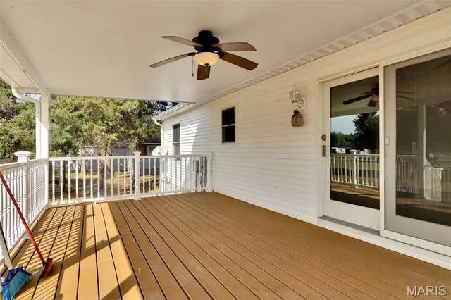 $292,000 | 17485 Coles Creek Road, Carlyle, IL 62231