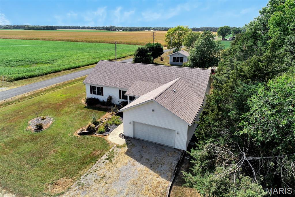 17485 Coles Creek Road Carlyle, IL 62231 - Photo 47 of 61