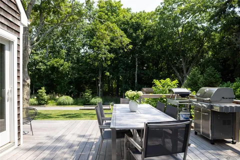 $1,375,000 | 1050 Bayview Avenue, Southold, NY 11971