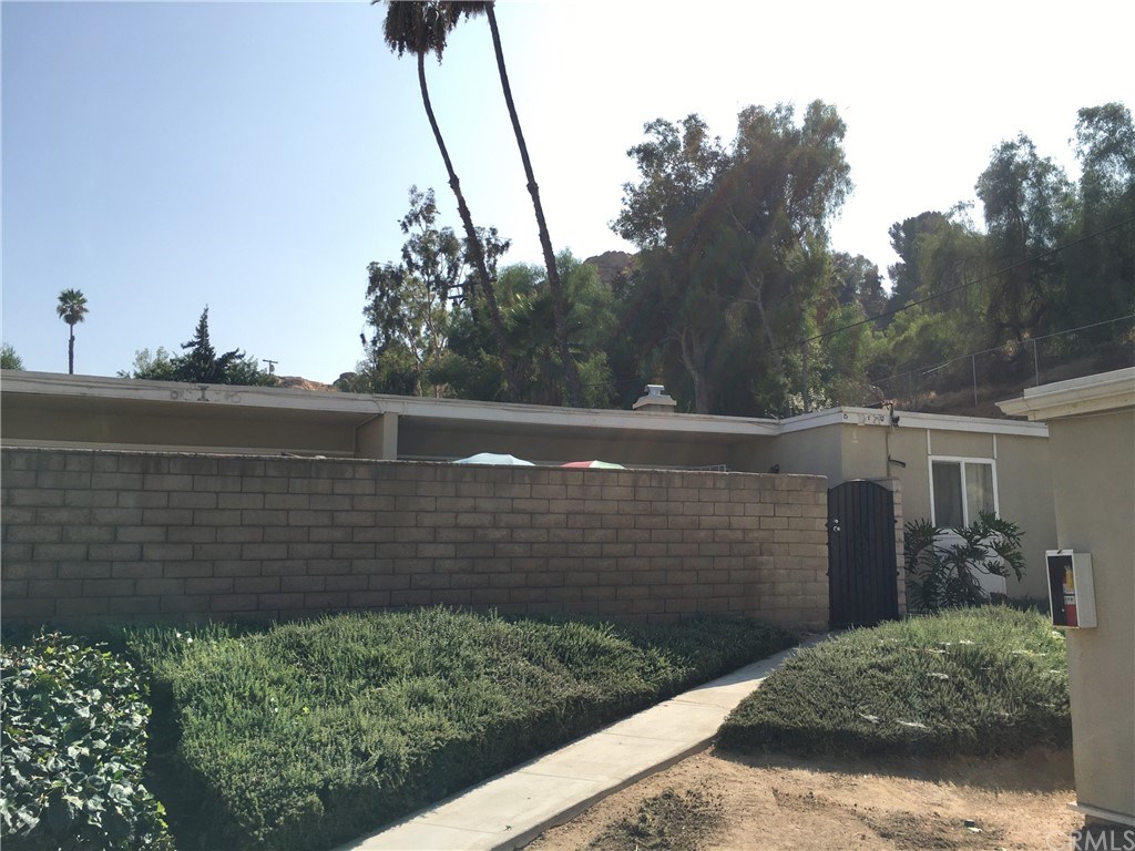 3084 Panorama Road, Unit B Riverside, CA 92506 - Photo 1 of 1