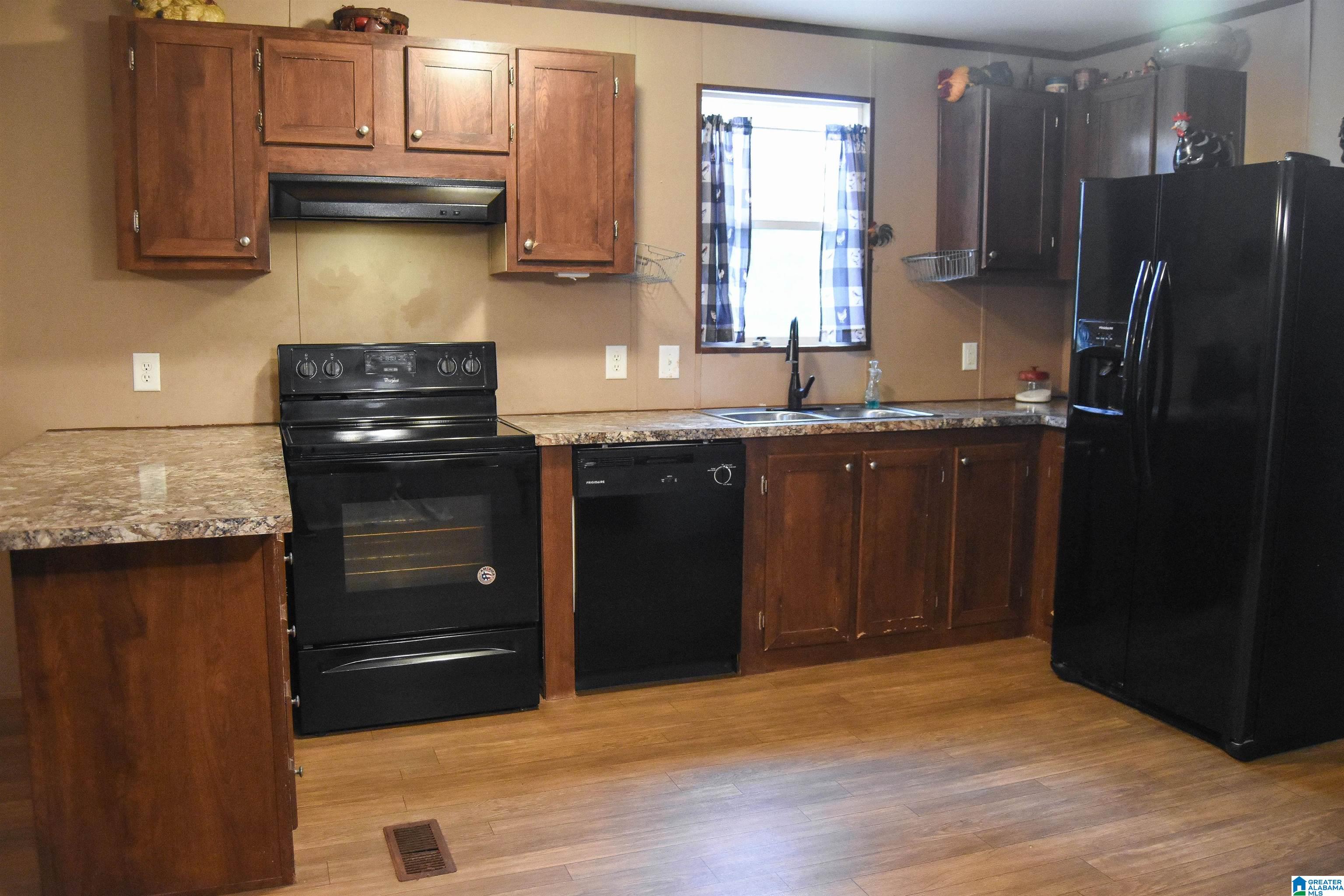 922 Brannen Road Sylacauga, AL 35150 - Photo 13 of 35