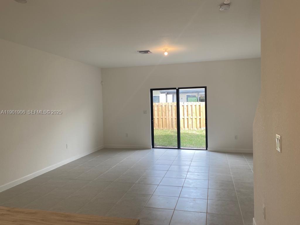 23225 Southwest 111th Avenue, Unit 23225 Homestead, FL 33032 - Photo 11 of 28