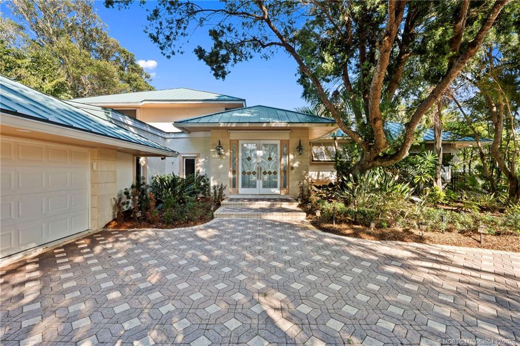 76 South Sewalls Point Road Stuart, FL 34996 - Photo 6 of 96