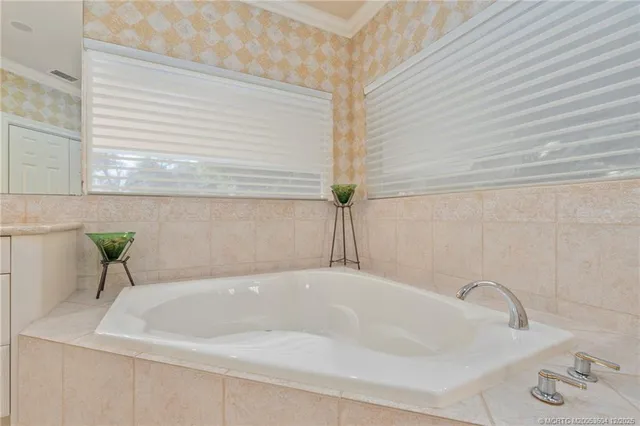 $3,495,900 | 76 South Sewalls Point Road, Stuart, FL 34996