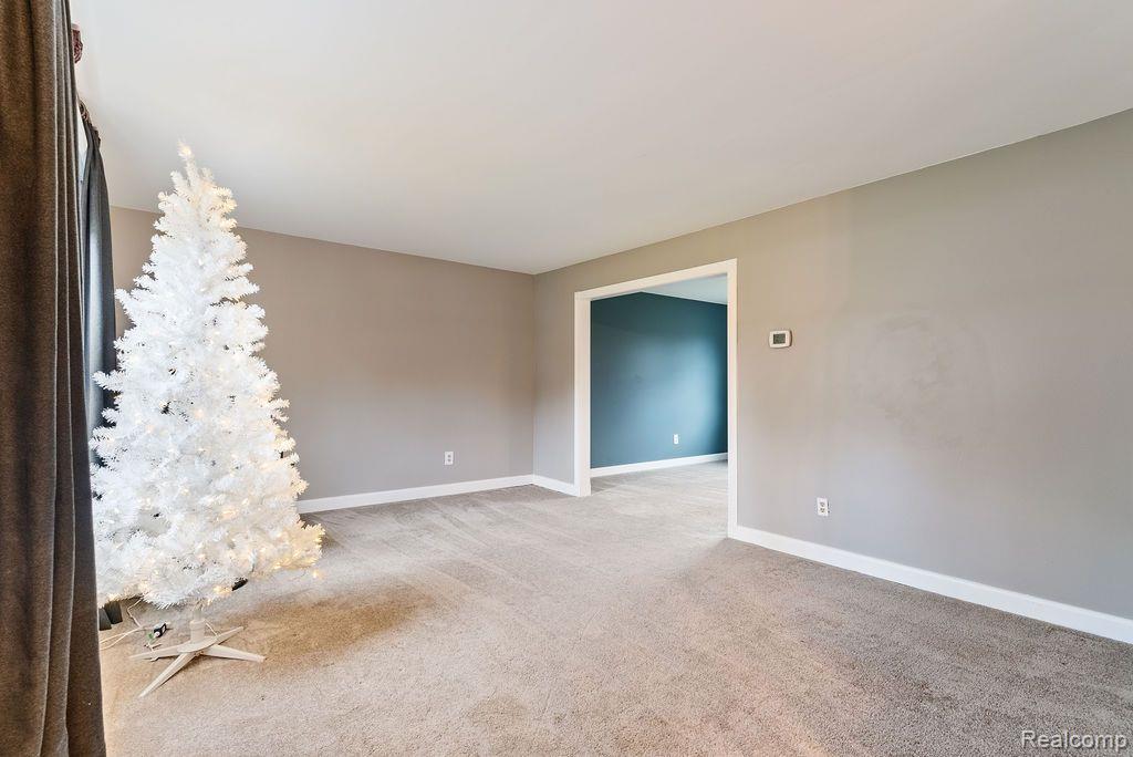 3490 Lahring Road Linden, MI 48451 - Photo 11 of 42