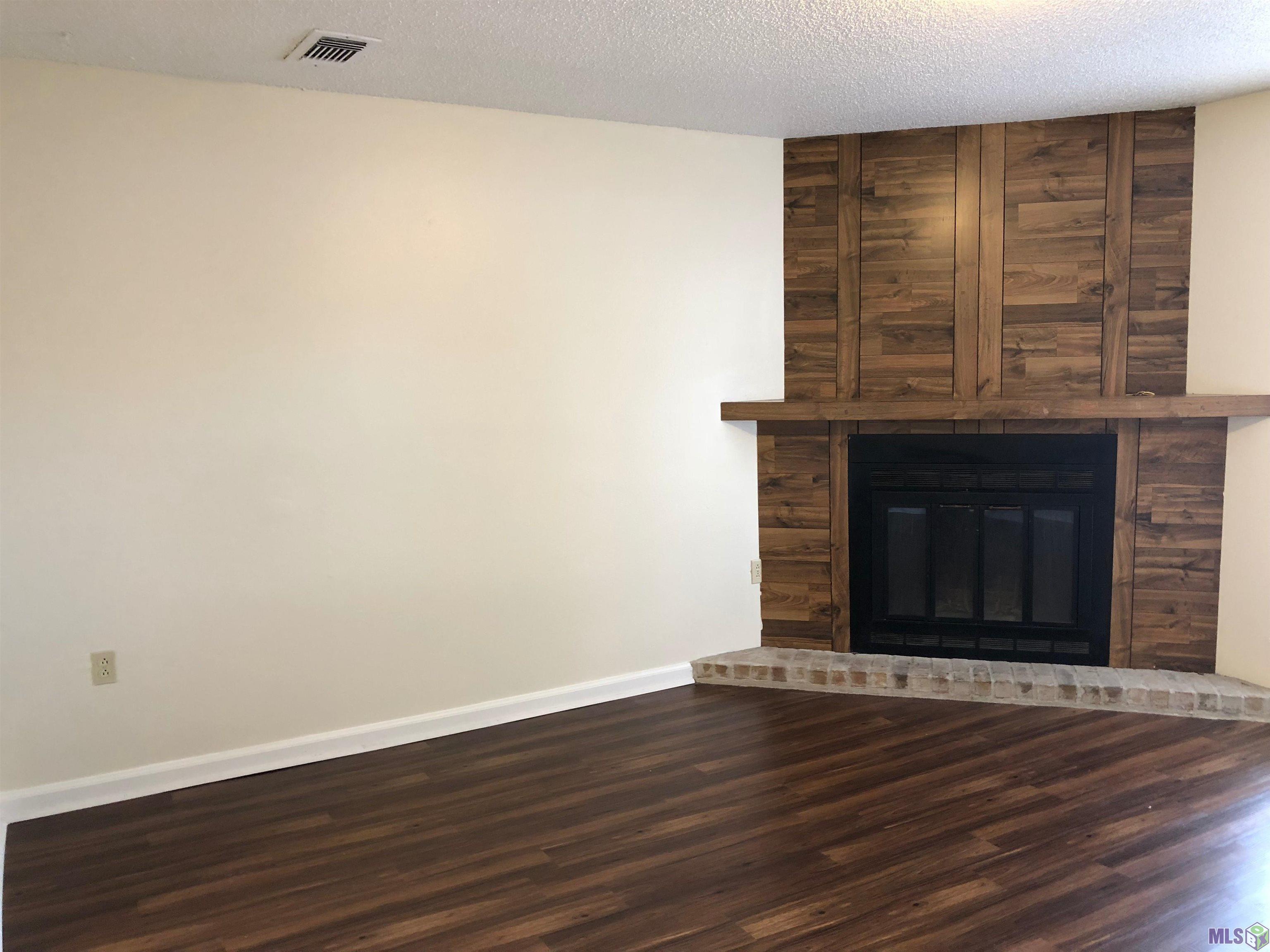 8907 GSRI Avenue Baton Rouge, LA 70810 - Photo 4 of 7