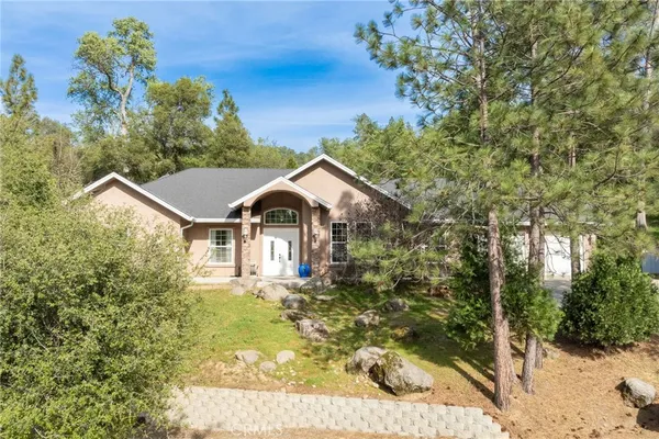 $589,000 | 36919 Deer Path Circle, Coarsegold, CA 93614
