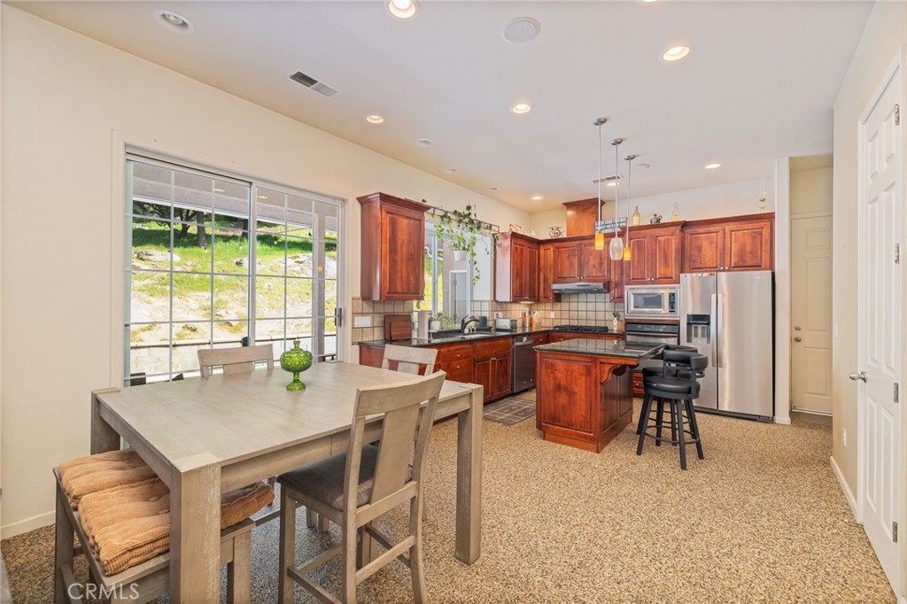 36919 Deer Path Circle Coarsegold, CA 93614 - Photo 17 of 59