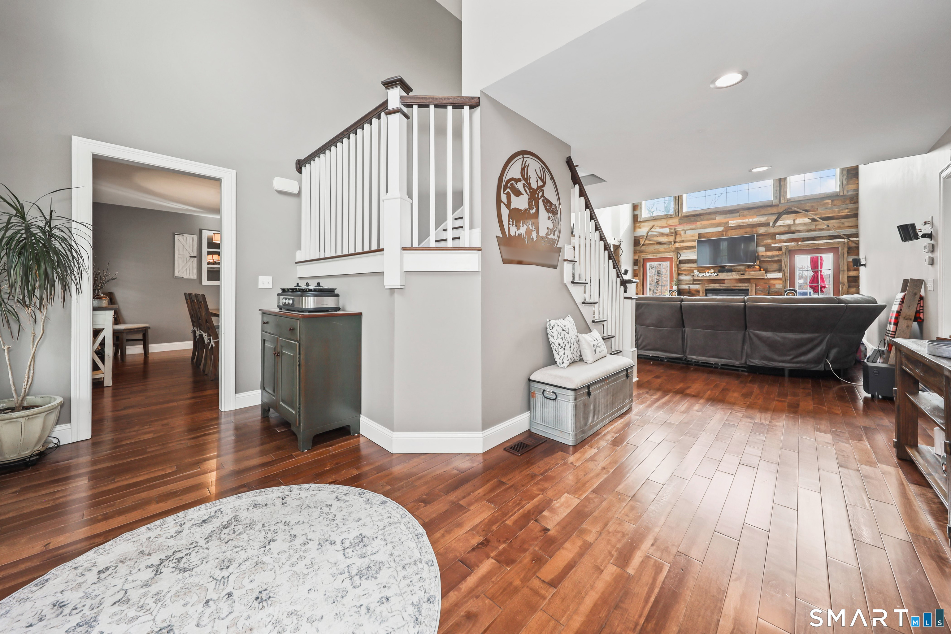 195 Hinman Road Watertown, CT 06795 - Photo 5 of 40