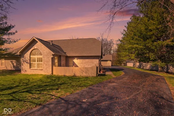 $229,000 | 7532 Briarstone Drive, Indianapolis, IN 46227