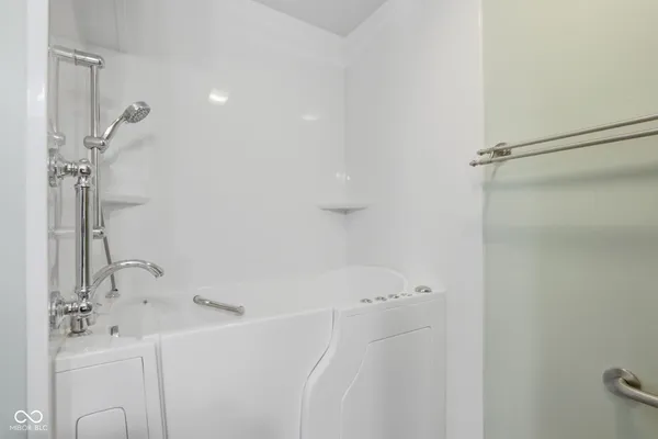 $229,000 | 7532 Briarstone Drive, Indianapolis, IN 46227