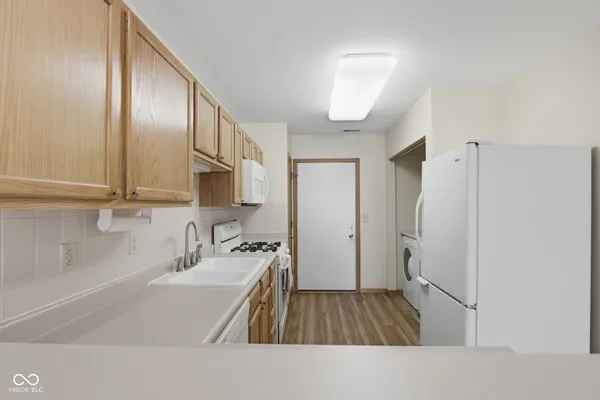 $229,000 | 7532 Briarstone Drive, Indianapolis, IN 46227