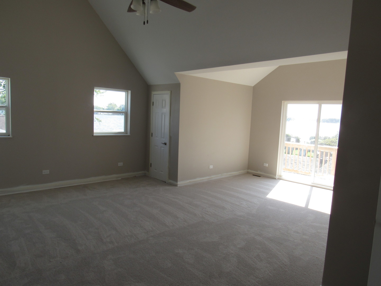 166 Eagle Point Road Fox Lake, IL 60020 - Photo 19 of 43 Gallery Image 19