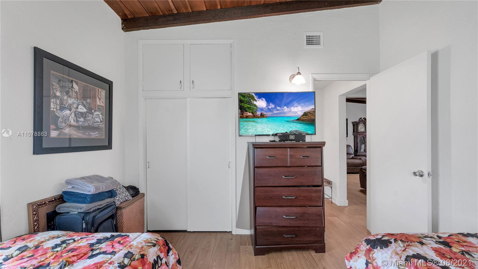 Miami-Dade County Homestead, FL 33030 - Photo 15 of 18