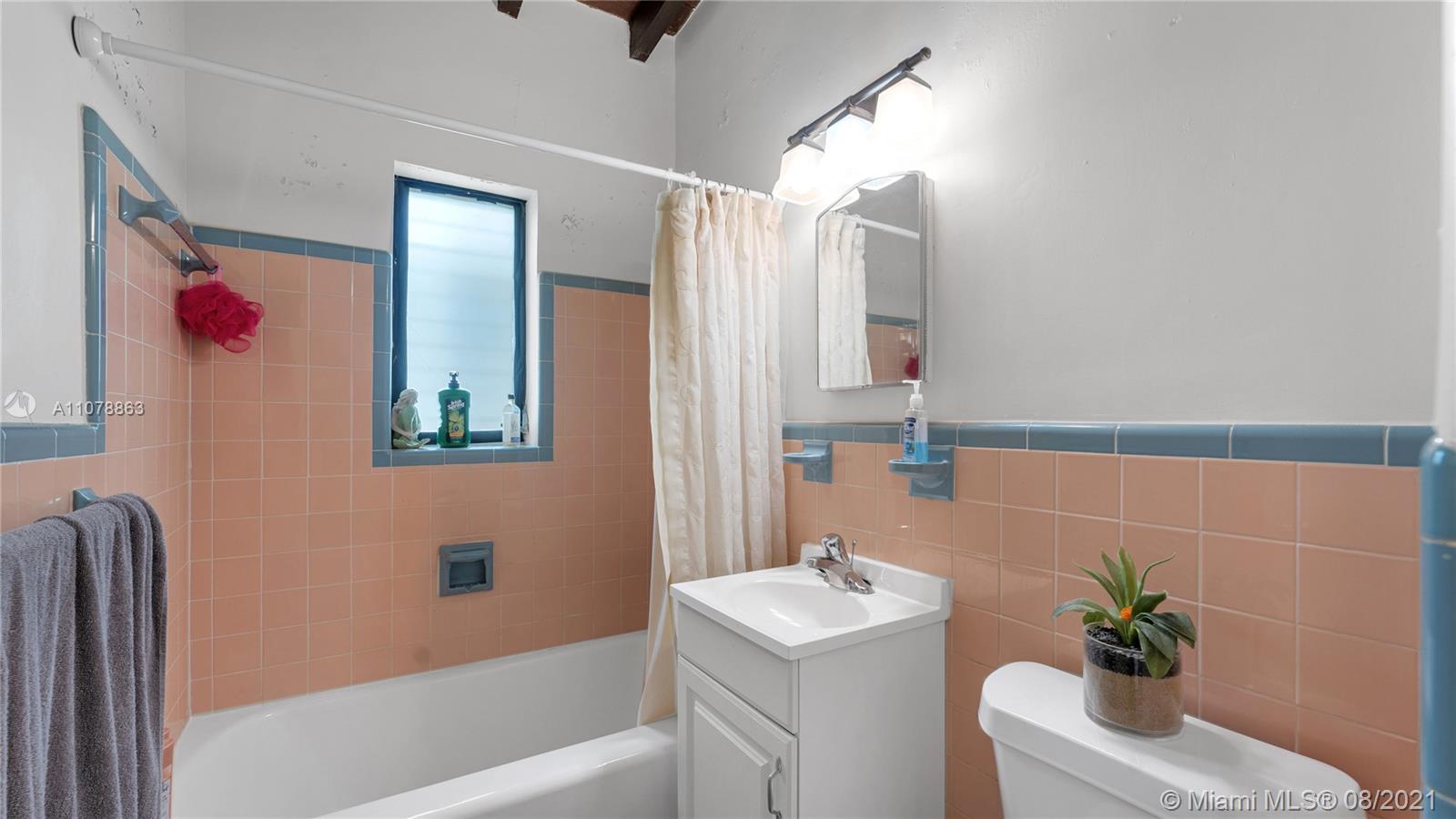 Miami-Dade County Homestead, FL 33030 - Photo 16 of 18