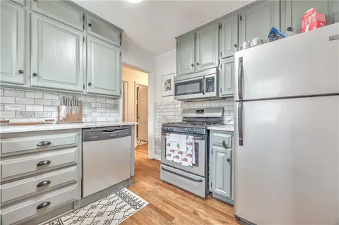 $335,000 | 8409 Mercier Street, Kansas City, MO 64114