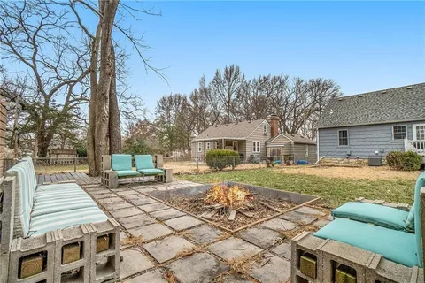 $335,000 | 8409 Mercier Street, Kansas City, MO 64114