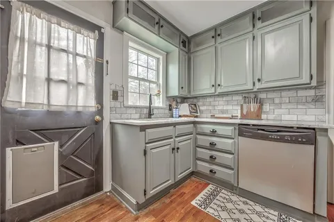 $335,000 | 8409 Mercier Street, Kansas City, MO 64114