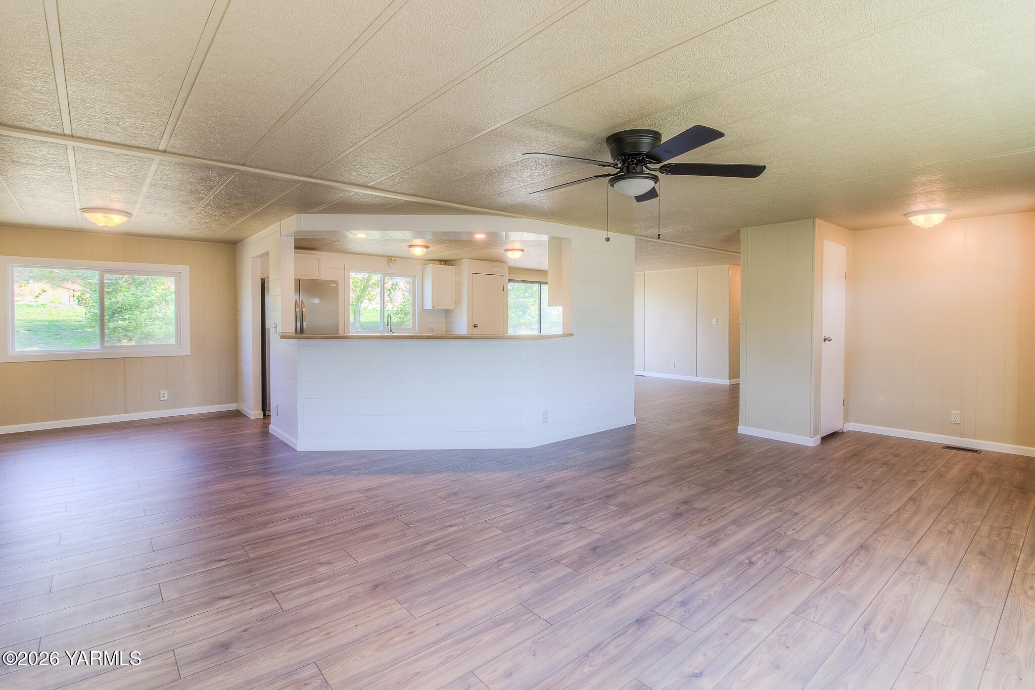 8935 Naches Heights Road Cowiche, WA 98923 - Photo 8 of 41 kitchen