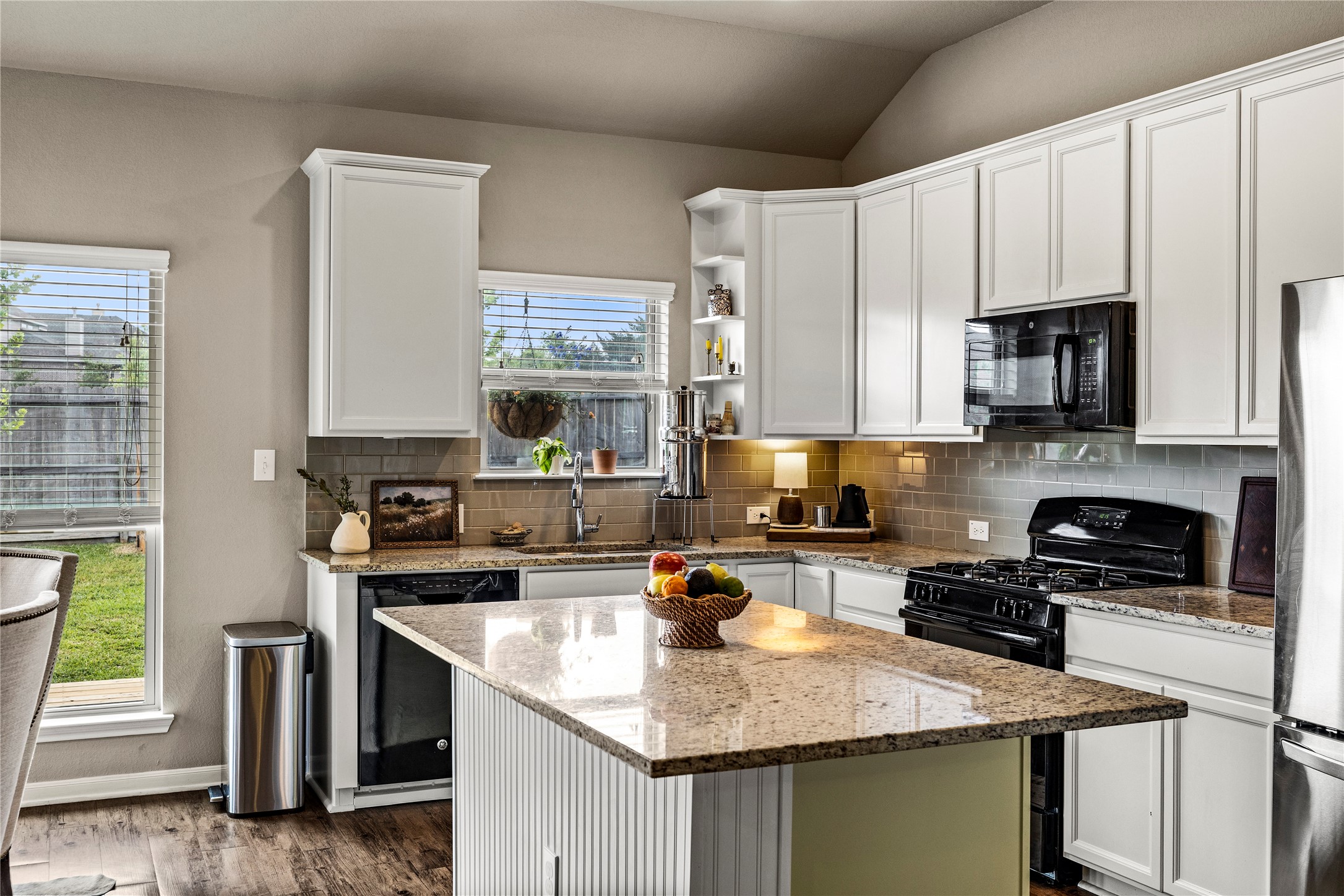 114 Dudley Road Montgomery, TX 77356 - Photo 13 of 49 Island with option barstool seating!