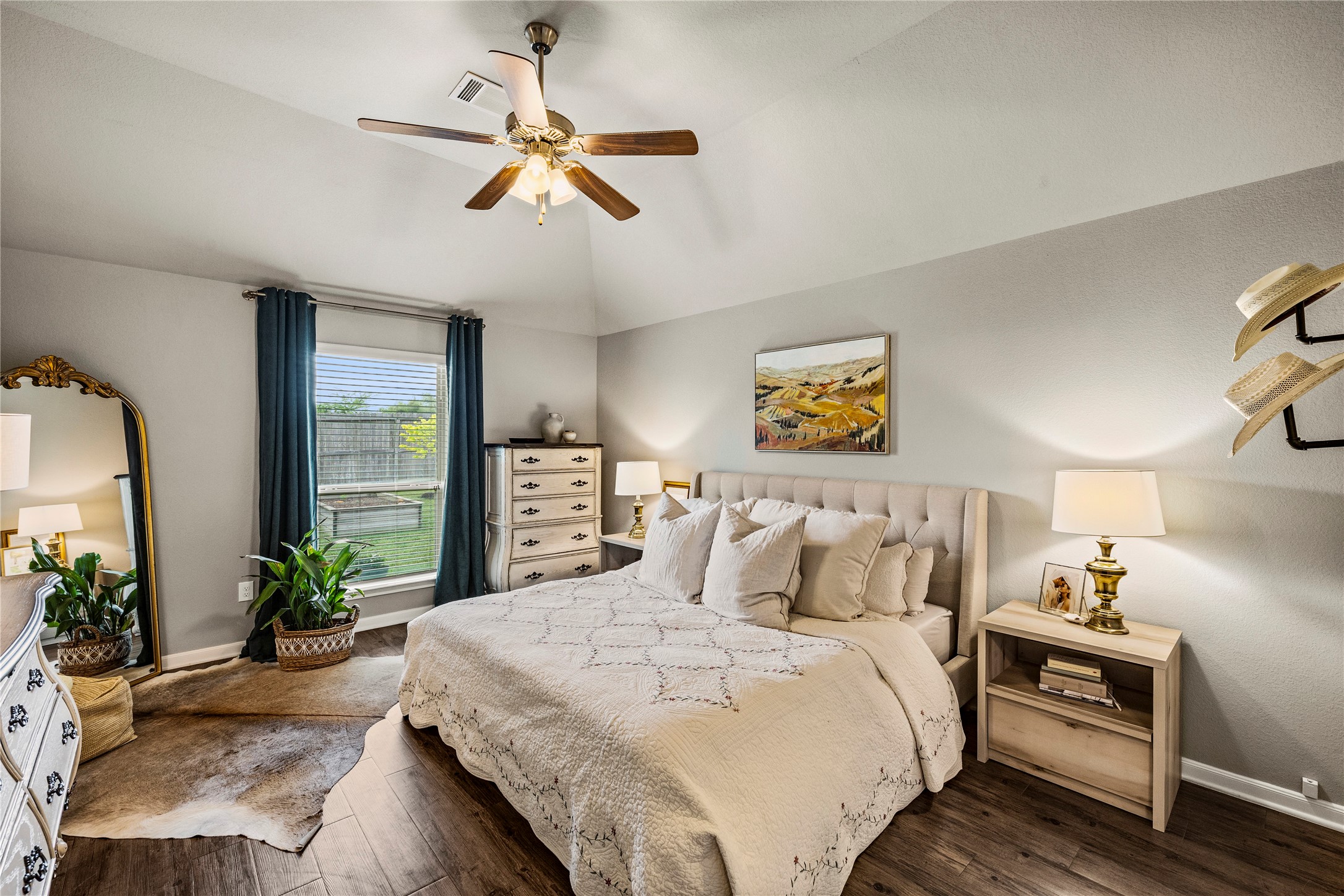 114 Dudley Road Montgomery, TX 77356 - Photo 20 of 49 Huge primary bedroom with window to backyard.