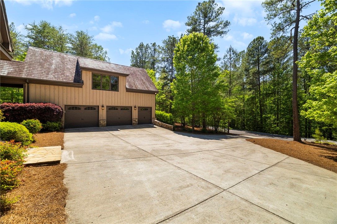 203 Golden Bear Drive Sunset, SC 29685 - Photo 2 of 50