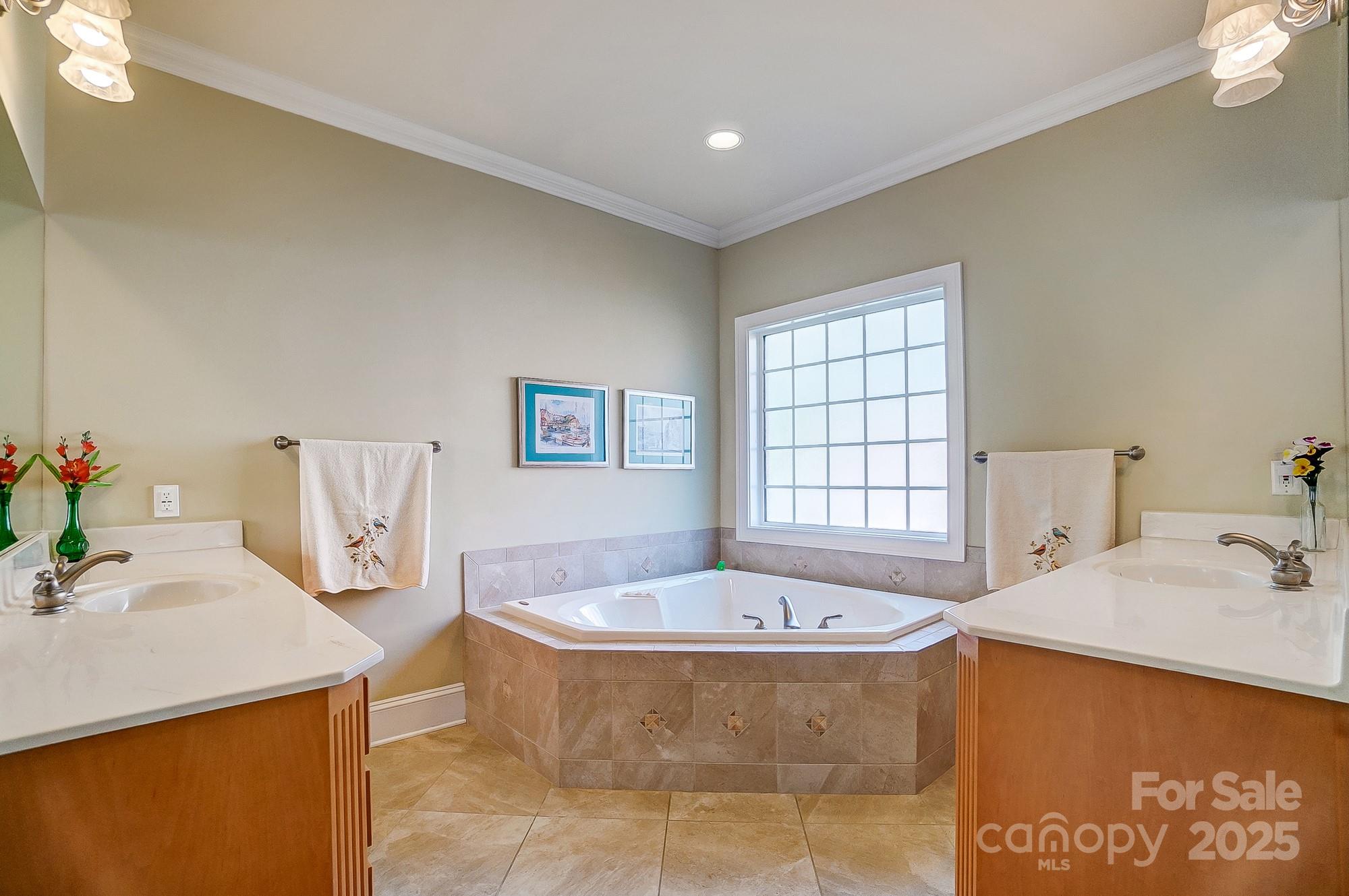 928 Thorn Ridge Lane Clover, SC 29710 - Photo 14 of 48 Gallery Image 14