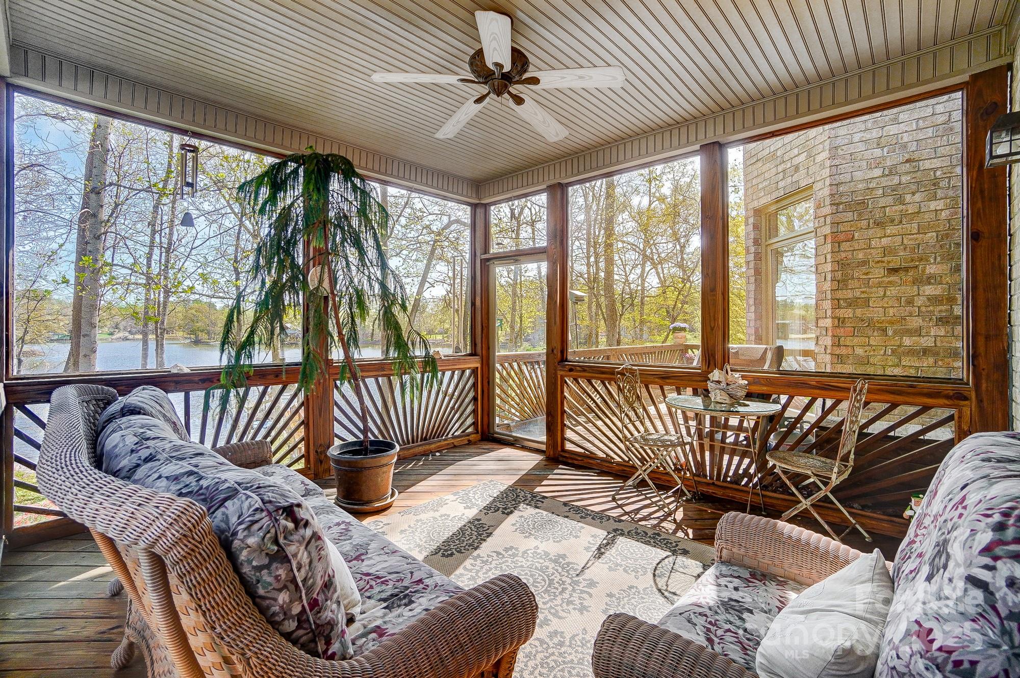 928 Thorn Ridge Lane Clover, SC 29710 - Photo 18 of 48 Gallery Image 18