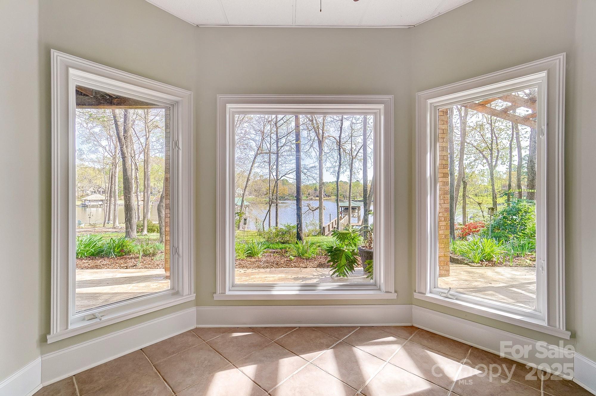 928 Thorn Ridge Lane Clover, SC 29710 - Photo 34 of 48 Gallery Image 34