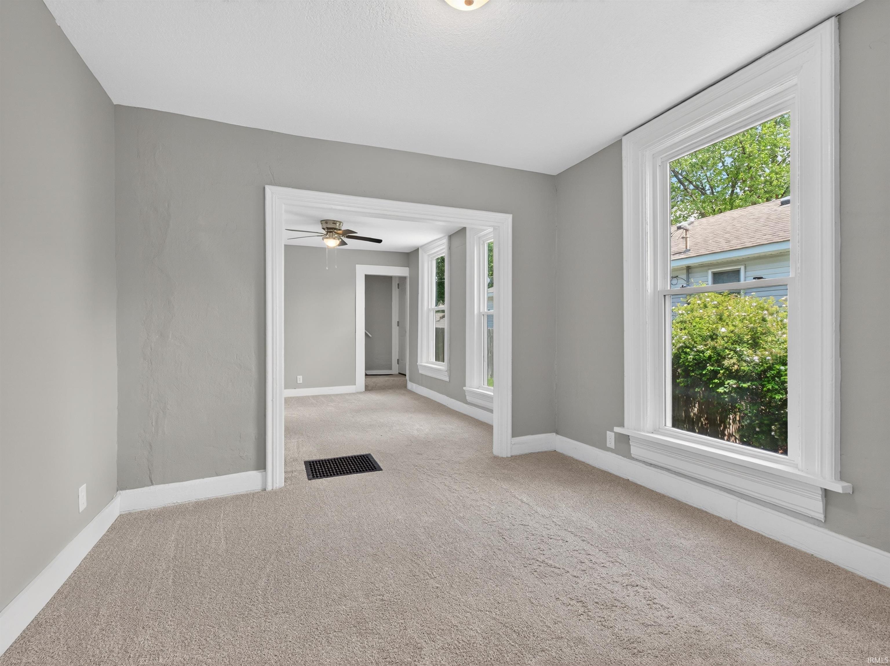 1608 Sinclair Street Fort Wayne, IN 46808 - Photo 4 of 27