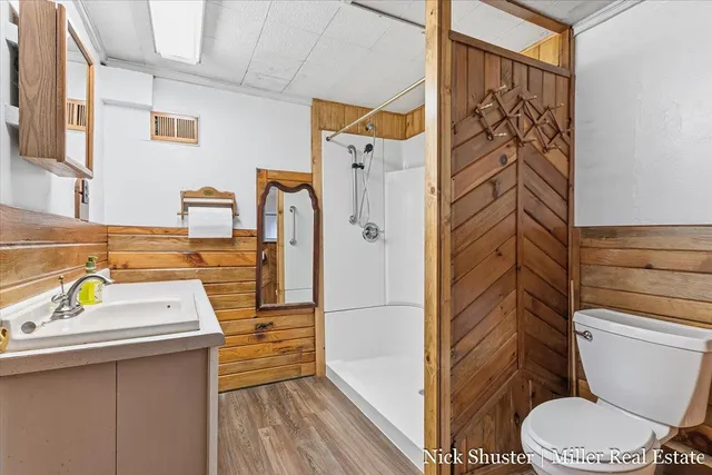 $249,900 | 414 West State Road, Hastings, MI 49058