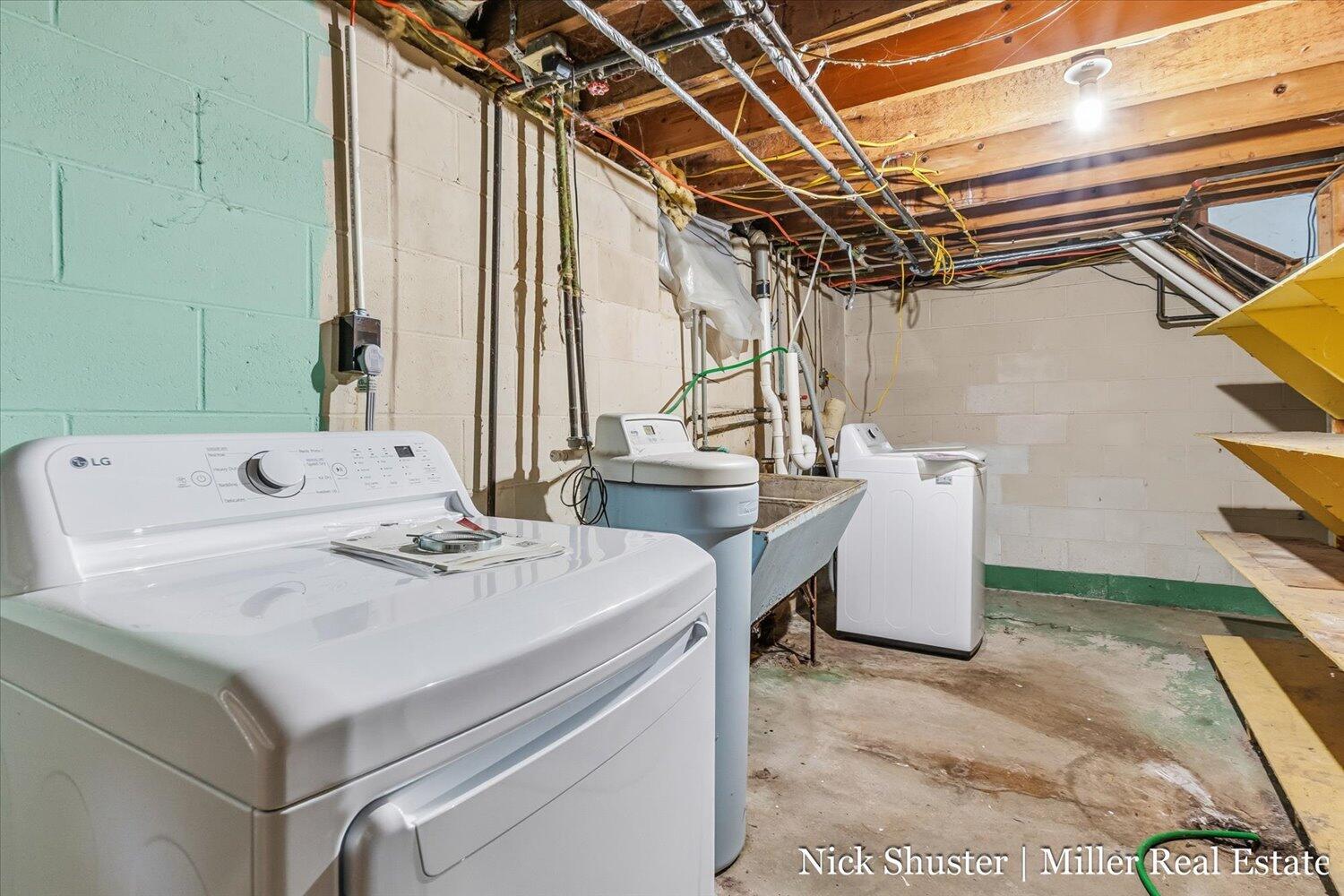 414 West State Road Hastings, MI 49058 - Photo 31 of 45 32-WM414wstate-28